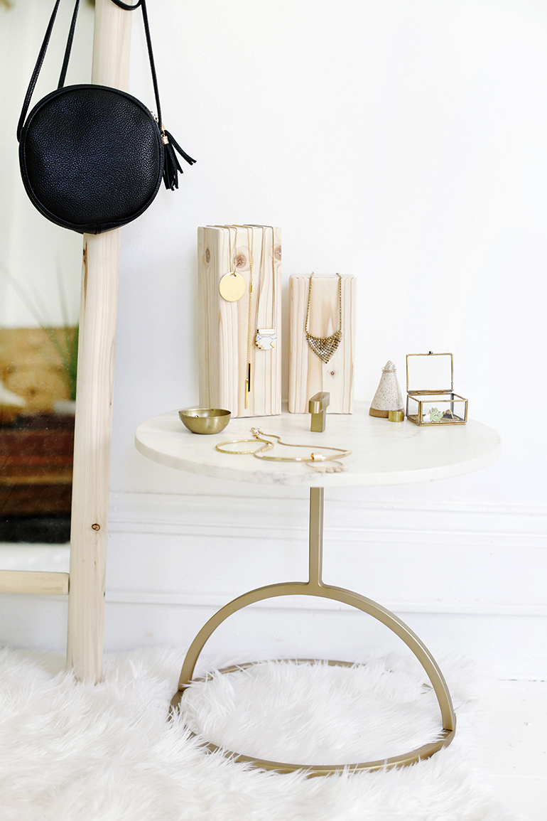 DIY Block Necklace Display