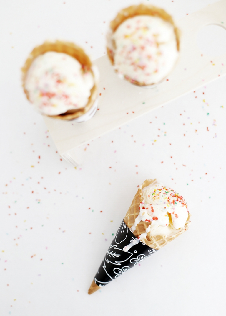 DIY Ice Cream Cone Serving Tray - Southern Revivals