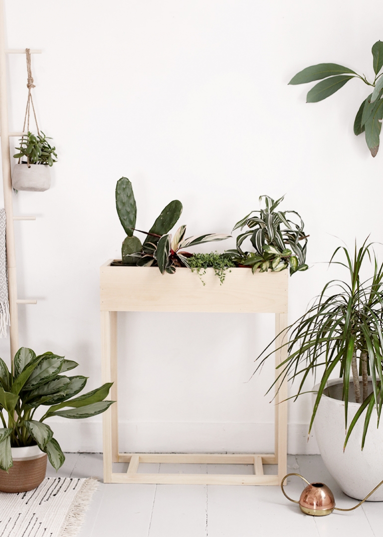 DIY Plant Box Stand