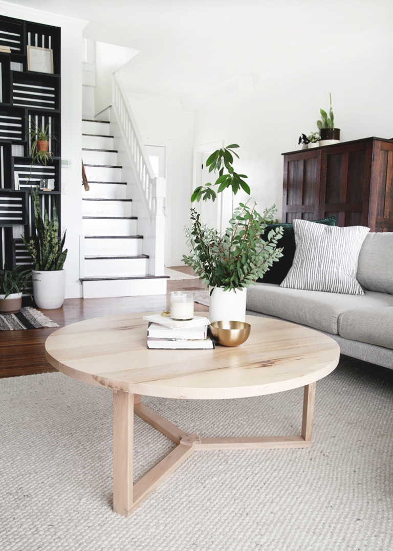 DIY Modern Round Coffee Table