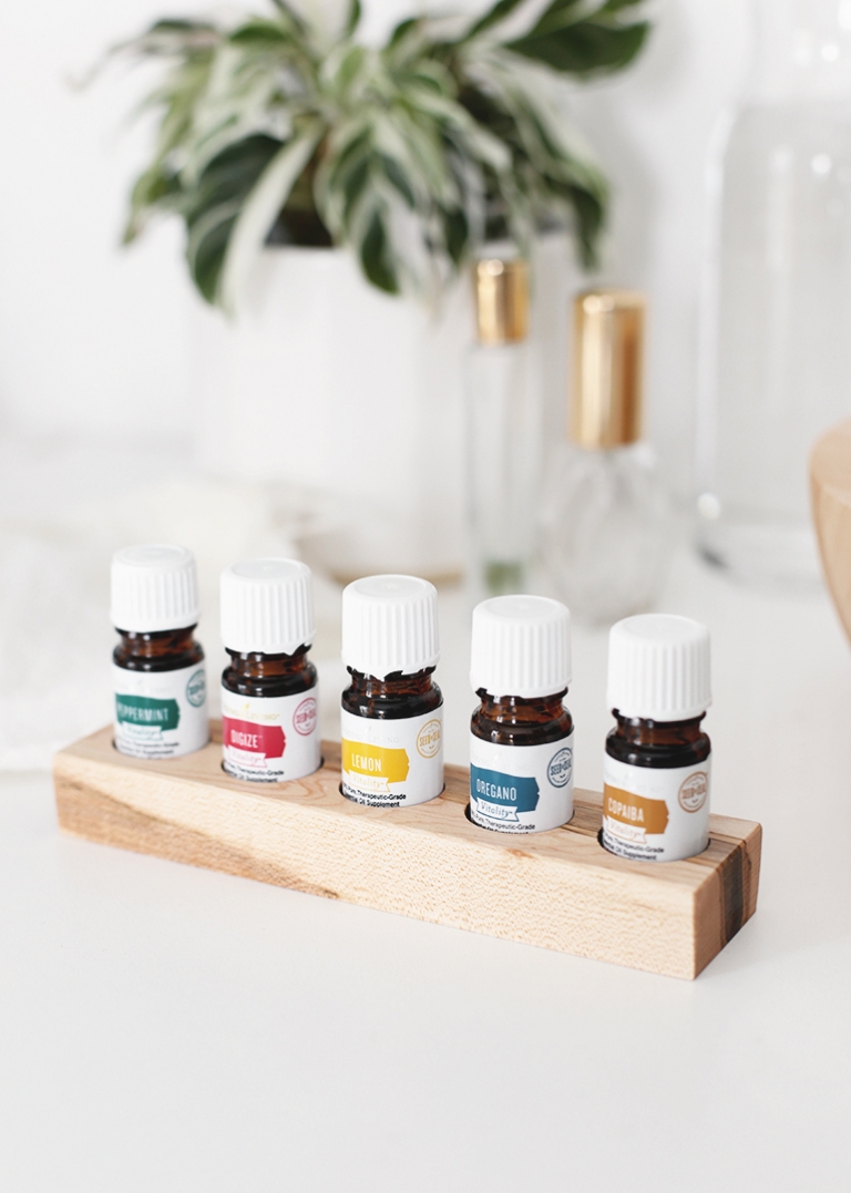 DIY Essential Oil Storage Tray @themerrythought