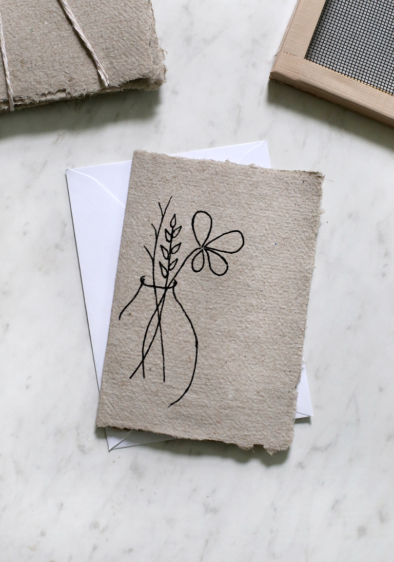 small card with mini vase and flowers drawn on