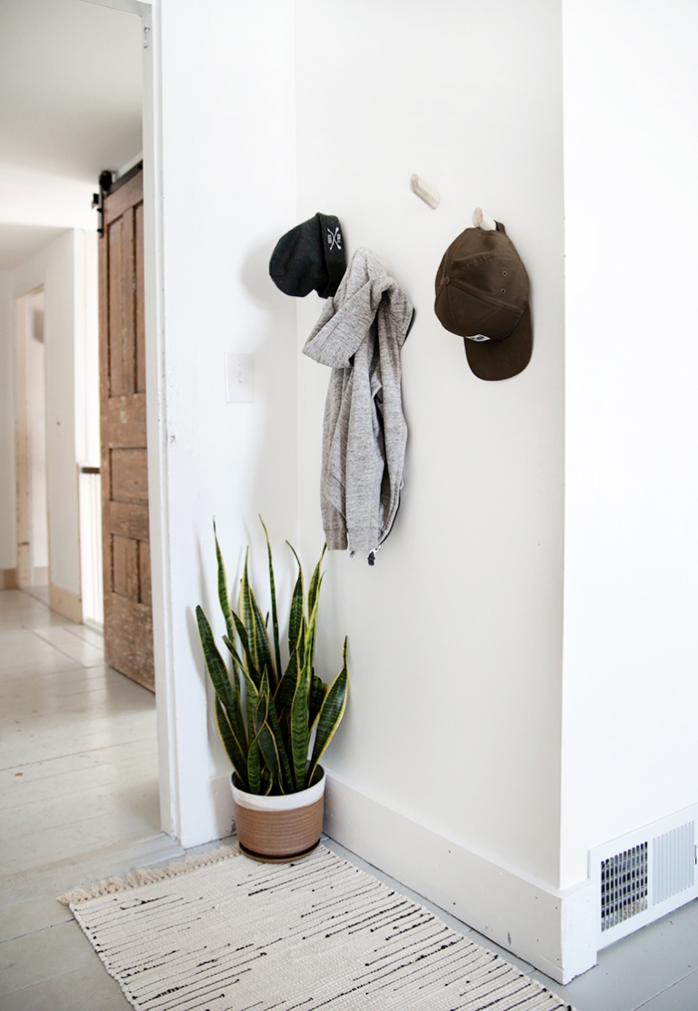 DIY Dowel Wall Hooks