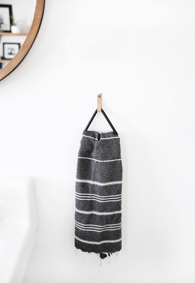 DIY Triangle Towel Holder - The Merrythought