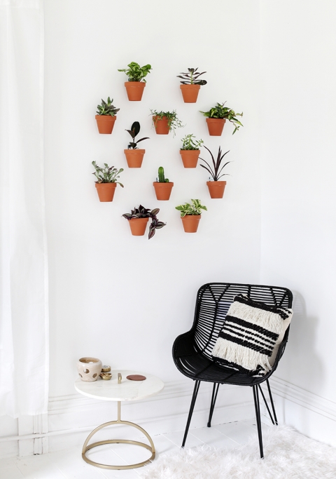 Diy Planter Wall - The Merrythought