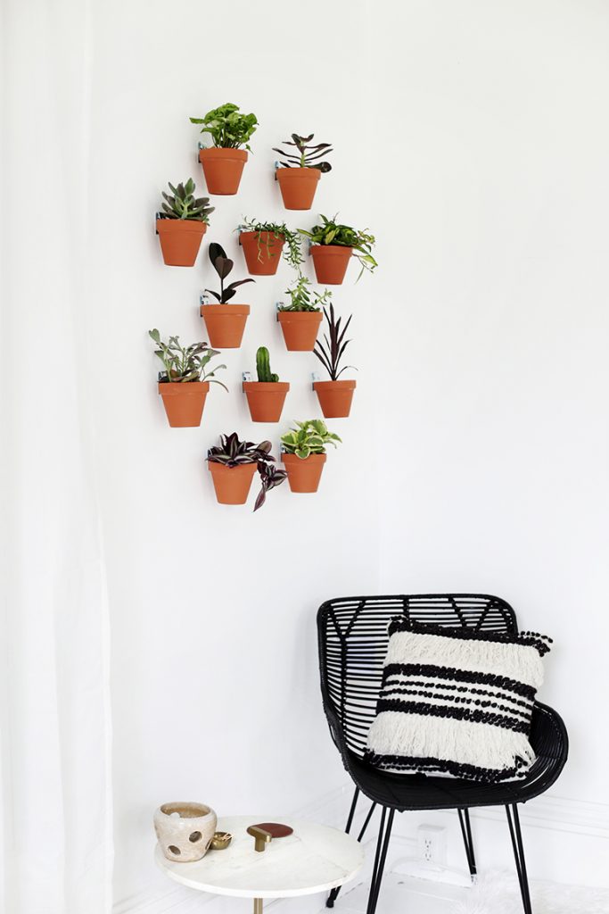 DIY Planter Wall - The Merrythought