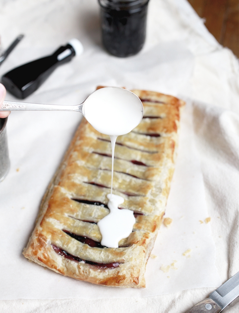 Blueberry Cream Cheese Pastry @themerrythought