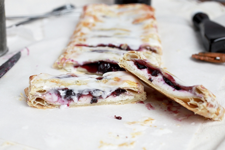Blueberry Cream Cheese Pastry @themerrythought