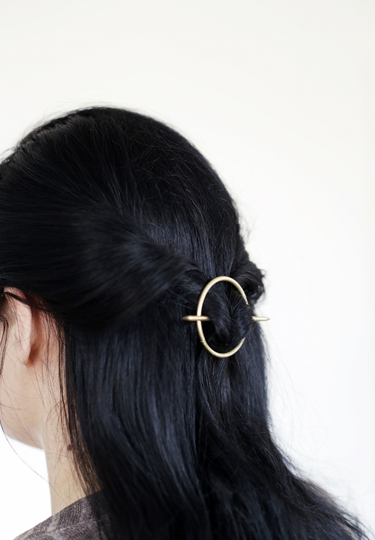 DIY Brass Circle Barrette @themerrythought