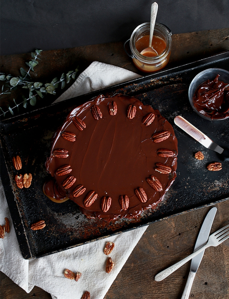 Chocolate + Salted Caramel Cheesecake @themerrythought