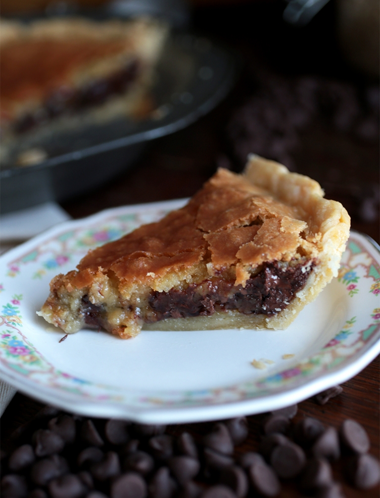 Chocolate Chip Cookie Pie @themerrythought