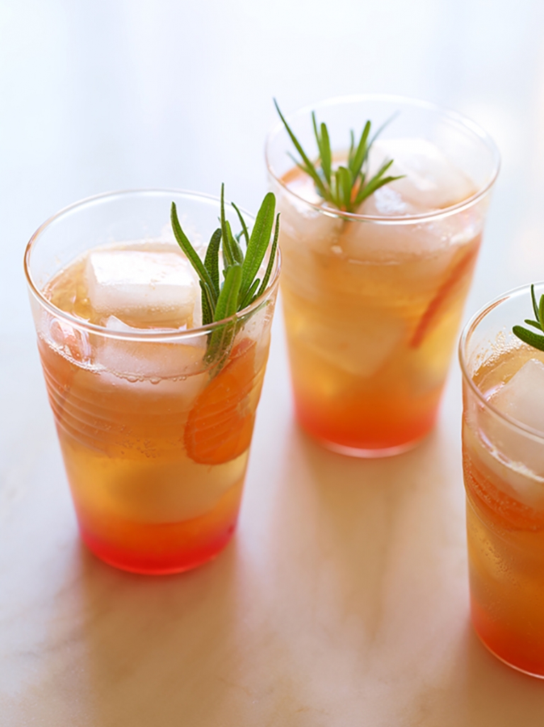 10 Mocktails for New Year's Eve @themerrythought