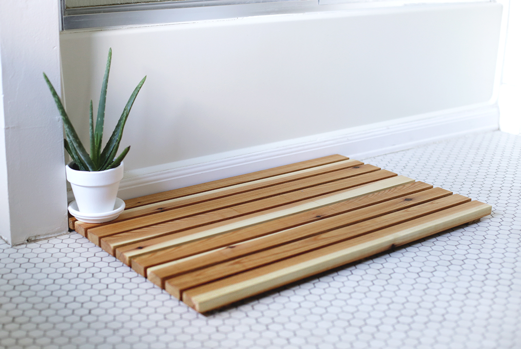 Cedar Wood Bath Mat , Indoor Outdoor Wood Shower Mat , Various Size ,  Custom Made 
