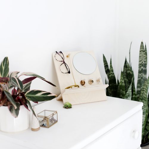 DIY Glasses and Jewelry Organizer | Eyemart Express - Plume Eyewear #EyemartExpress