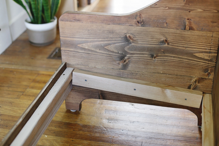 DIY Wood Sofa @themerrythought