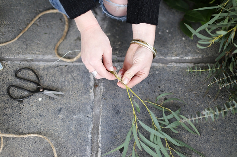 DIY Greenery Table Garland @themerrythought