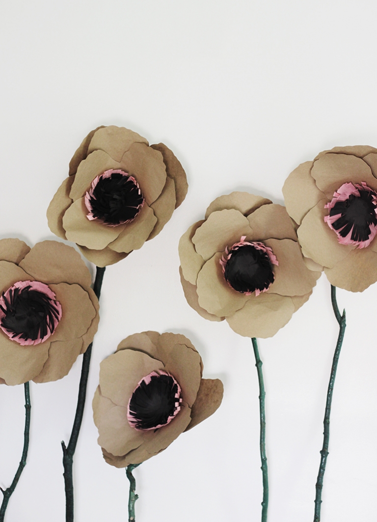 DIY Giant Kraft Paper Flowers @themerrythought