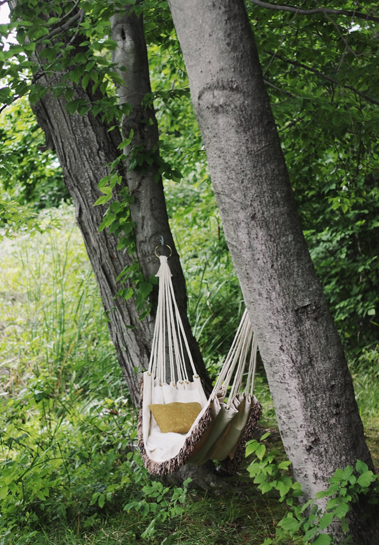 DIY Hammock @themerrythought