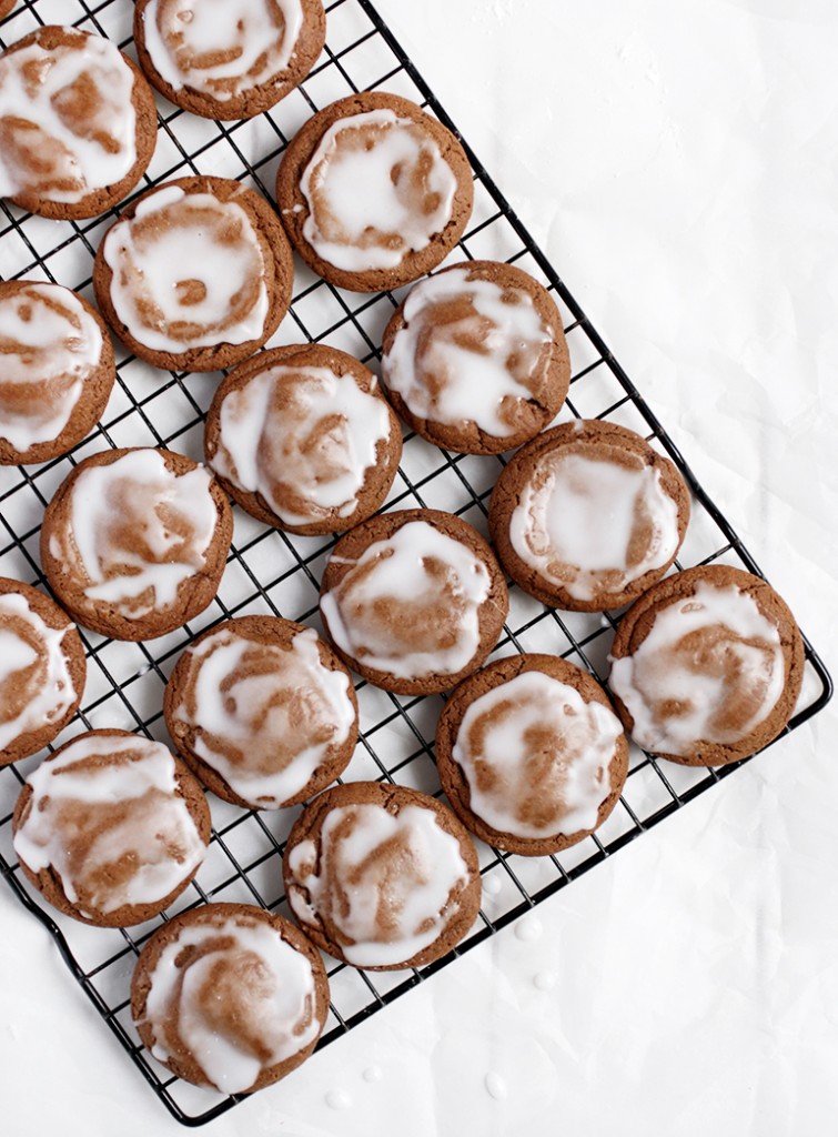 Iced Molasses Cookies The Merrythought