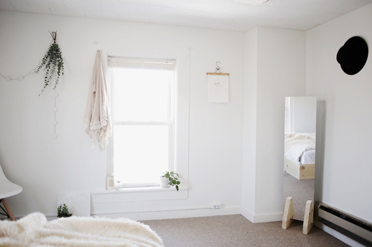 Minimal Bedroom @themerrythought