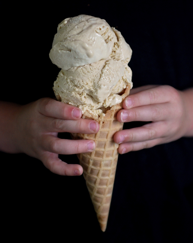 Toasted Marshmallow Ice Cream @themerrythought