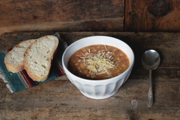White Bean Chili @themerrythought
